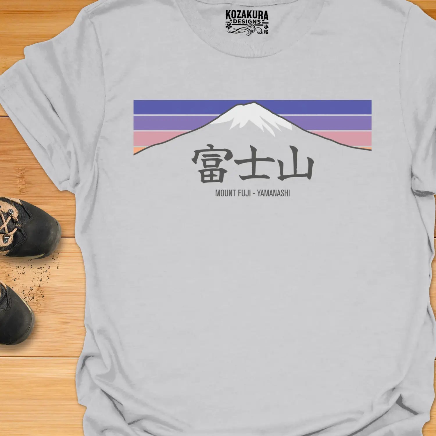 Hiking Mount Fuji - Yamanashi - with Kanji